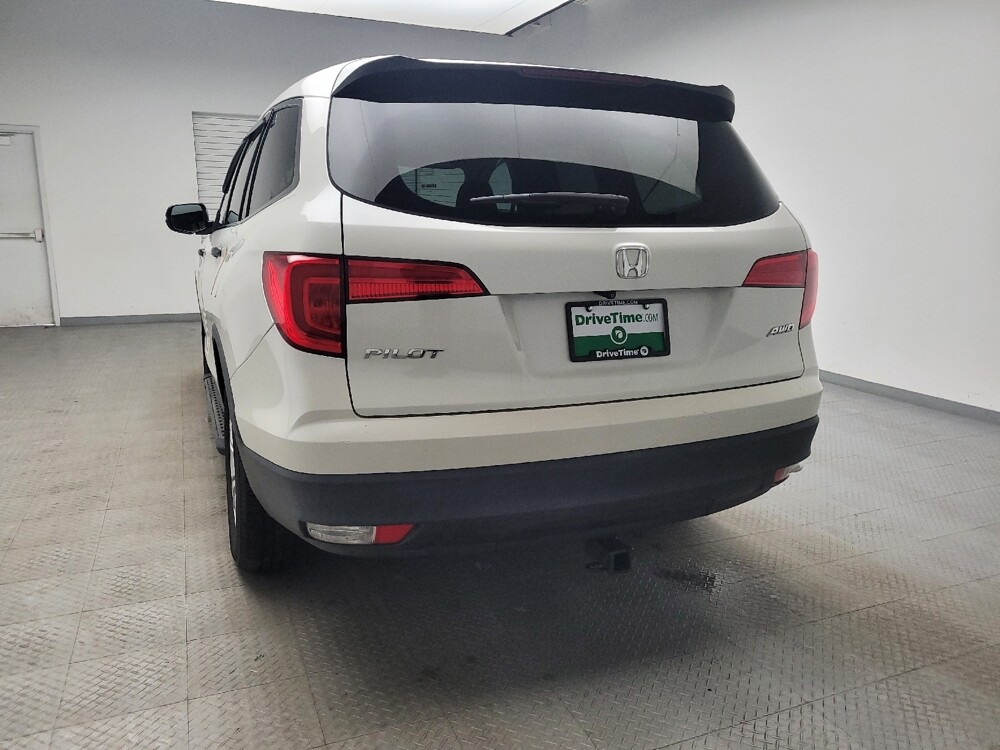 2018 Honda Pilot in Taylor, MI 48180 - 18097440 6