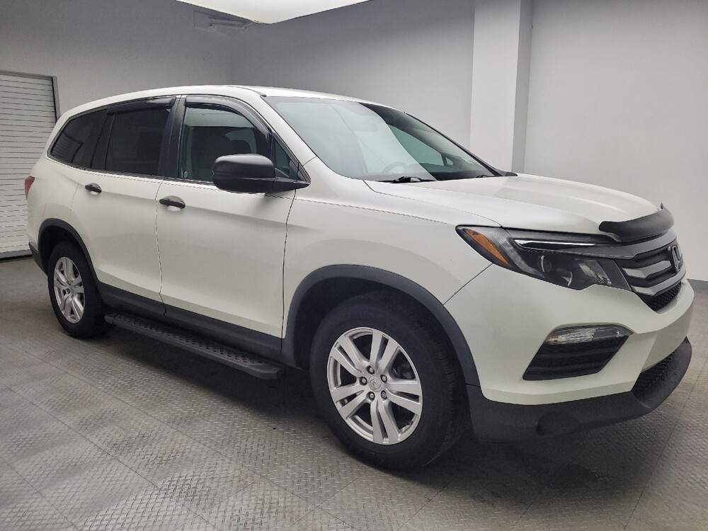 2018 Honda Pilot in Taylor, MI 48180 - 18097440 11