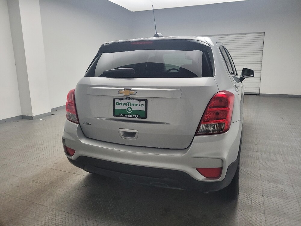2019 Chevrolet Trax in Grand Rapids, MI 49508 - 18097441 7