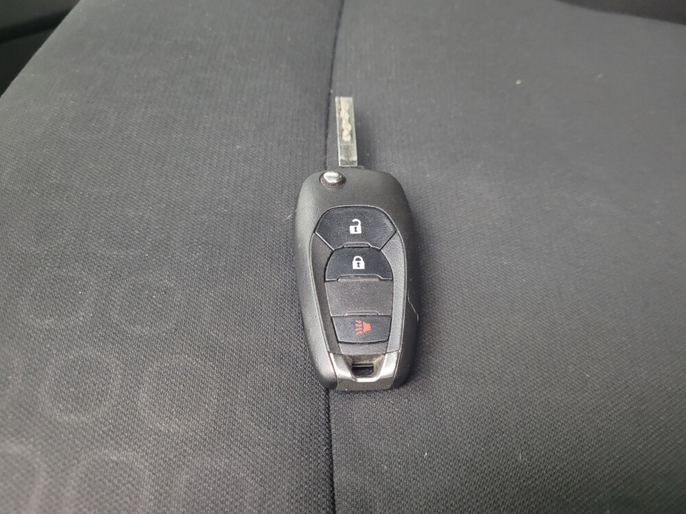 2019 Chevrolet Trax in Grand Rapids, MI 49508 - 18097441 32