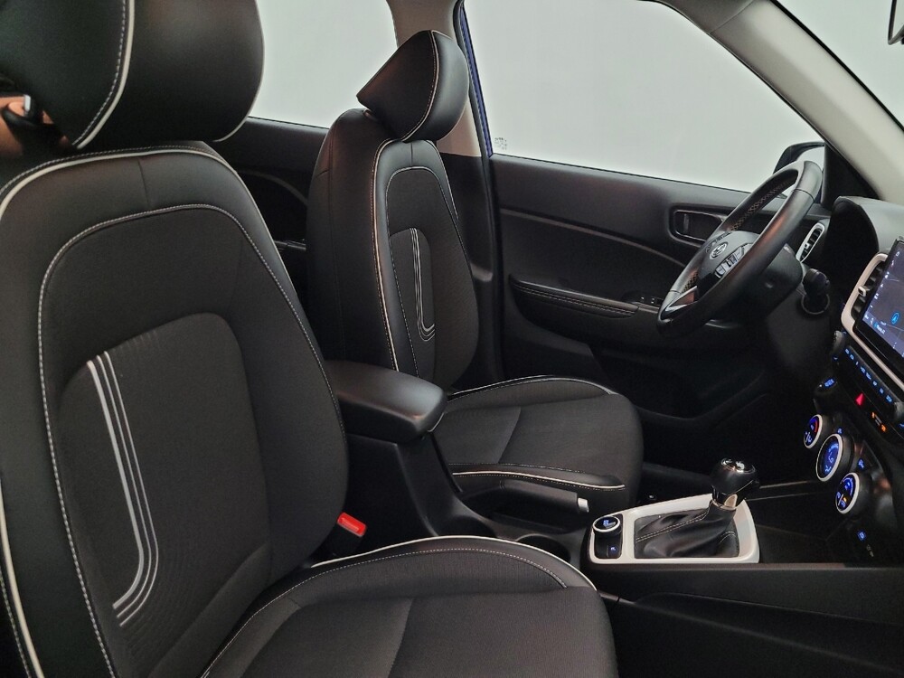 2022 Hyundai Venue in Glendale, AZ 85301 - 18097447 19