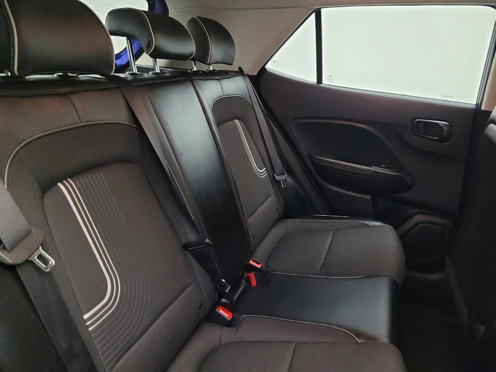 2022 Hyundai Venue in Glendale, AZ 85301 - 18097447 21