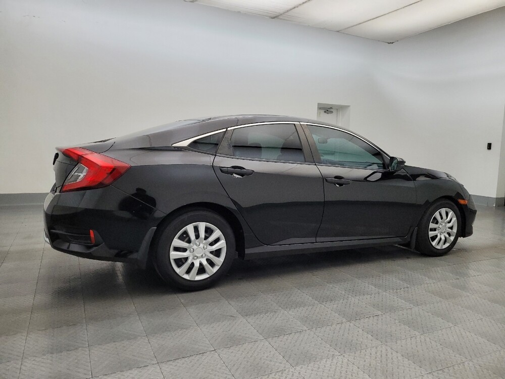 2020 Honda Civic in Glendale, AZ 85301 - 18097450 10
