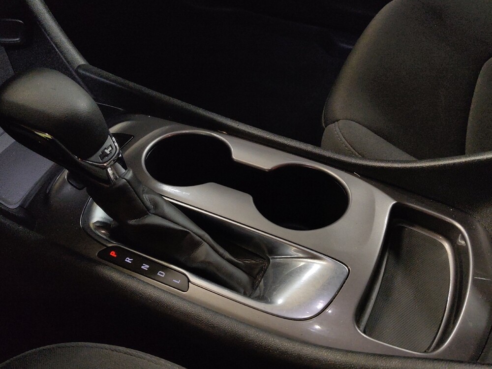 2021 Chevrolet Malibu in Oklahoma City, OK 73139 - 18097454 26