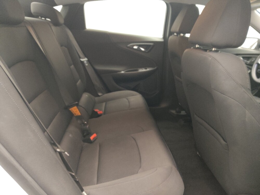 2021 Chevrolet Malibu in Oklahoma City, OK 73139 - 18097454 19