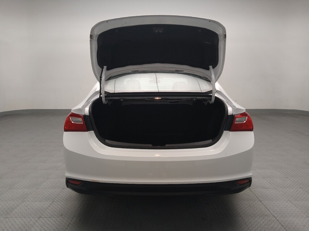 2021 Chevrolet Malibu in Oklahoma City, OK 73139 - 18097454 29