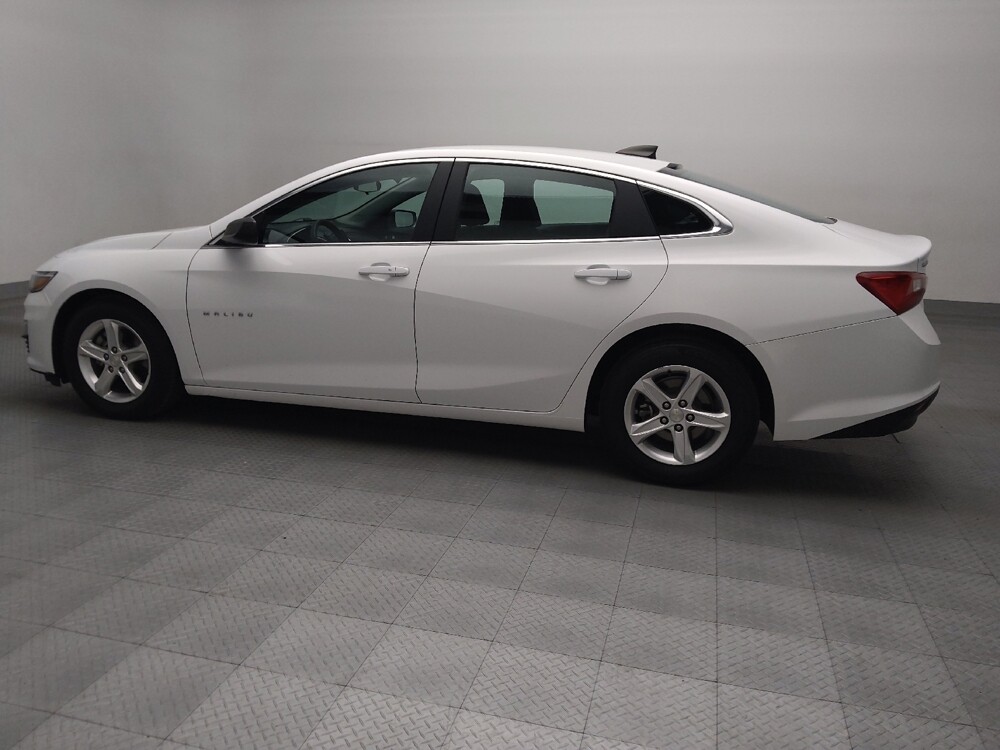 2021 Chevrolet Malibu in Oklahoma City, OK 73139 - 18097454 3