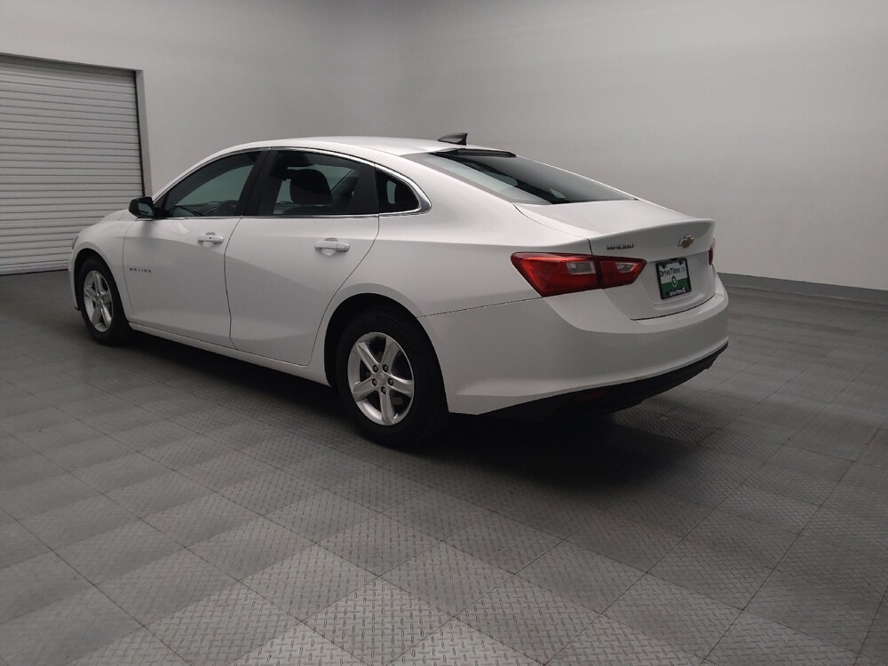 2021 Chevrolet Malibu in Oklahoma City, OK 73139 - 18097454 5