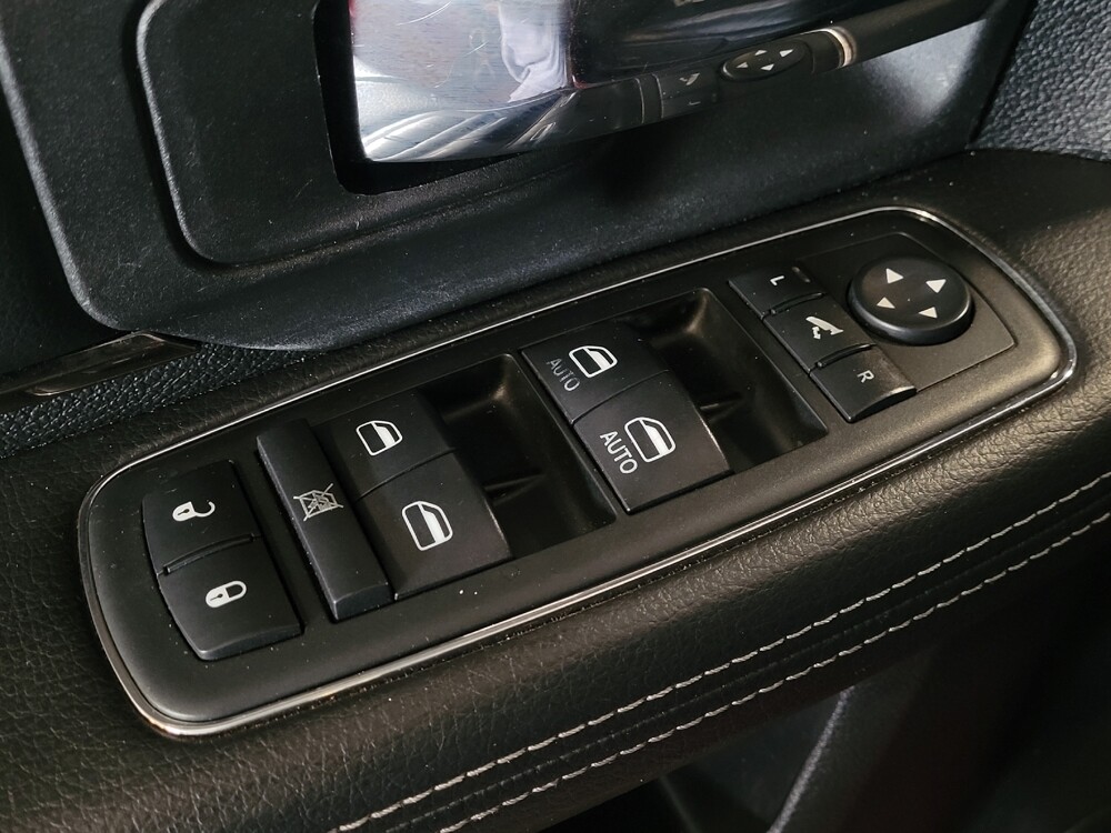 2014 RAM 1500 in Gainesville, FL 32609 - 18097462 27