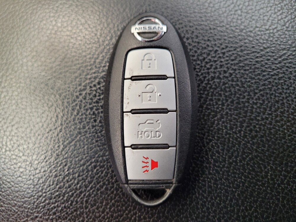 2016 Nissan Altima in Riverside, CA 92504 - 18097467 32