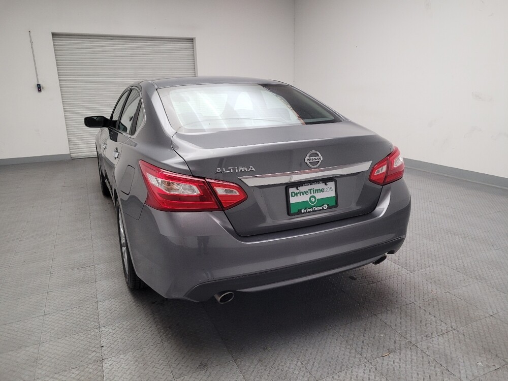 2016 Nissan Altima in Riverside, CA 92504 - 18097467 6