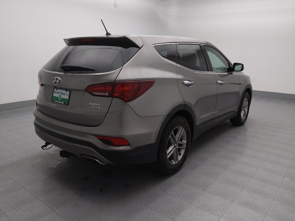 2018 Hyundai Santa Fe in Topeka, KS 66611 - 18097469 9