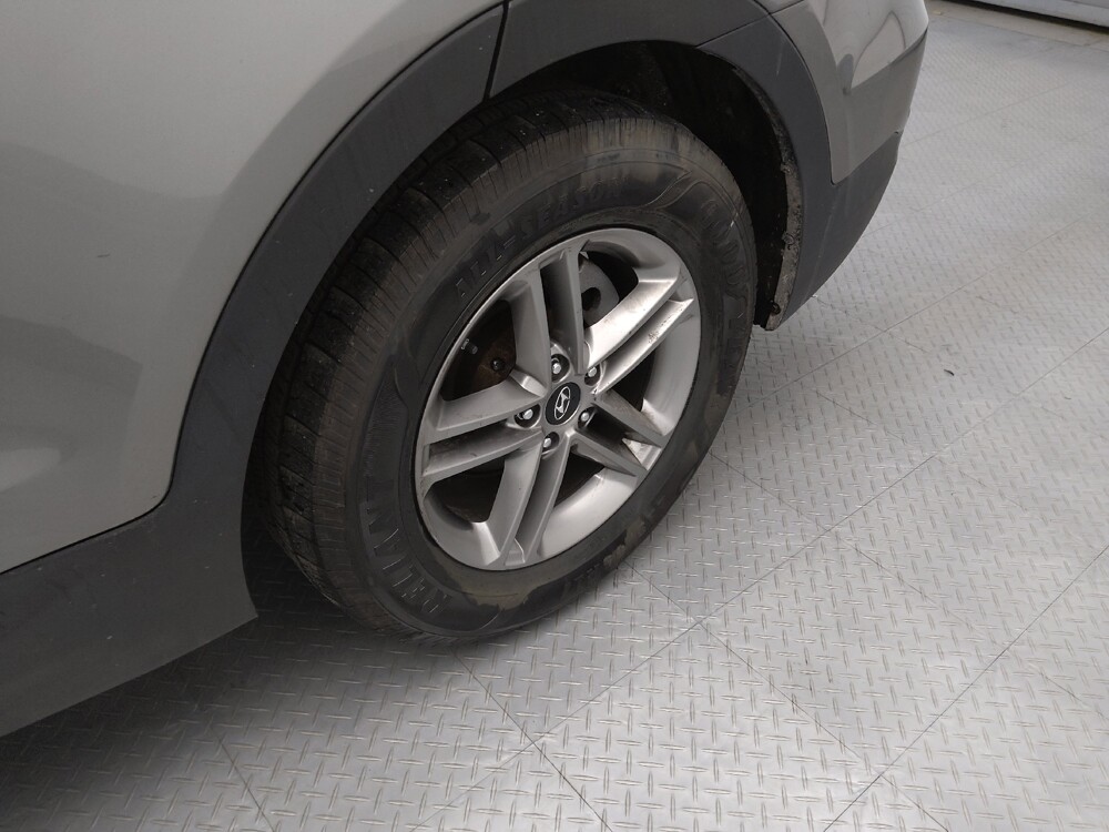 2018 Hyundai Santa Fe in Topeka, KS 66611 - 18097469 31
