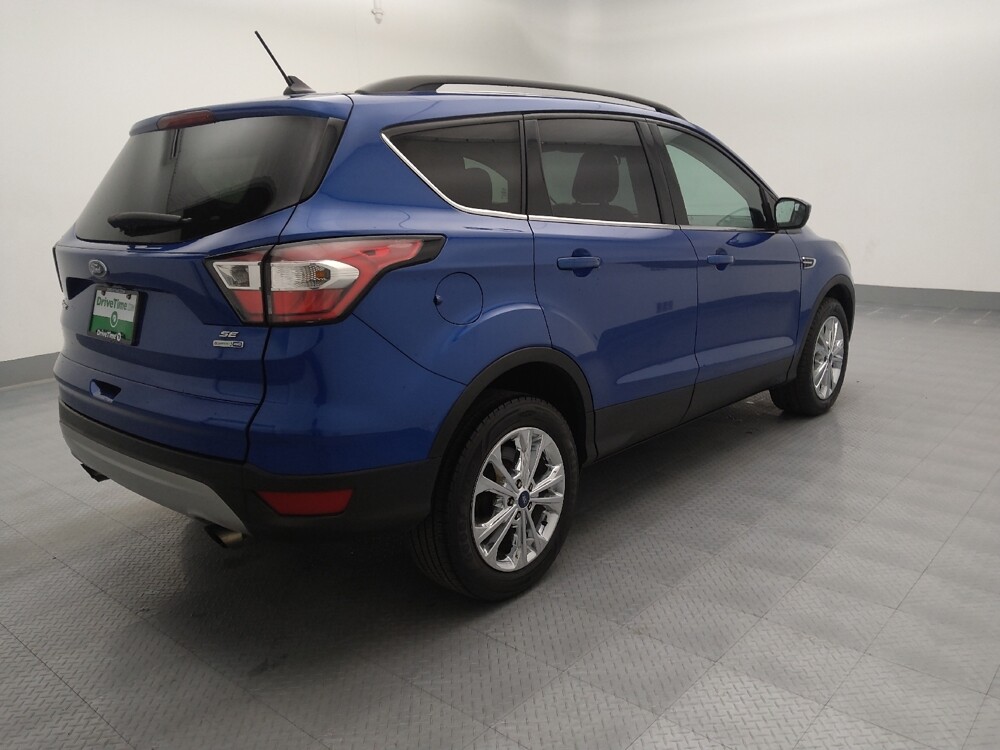 2018 Ford Escape in Independence, MO 64055 - 18097482 10