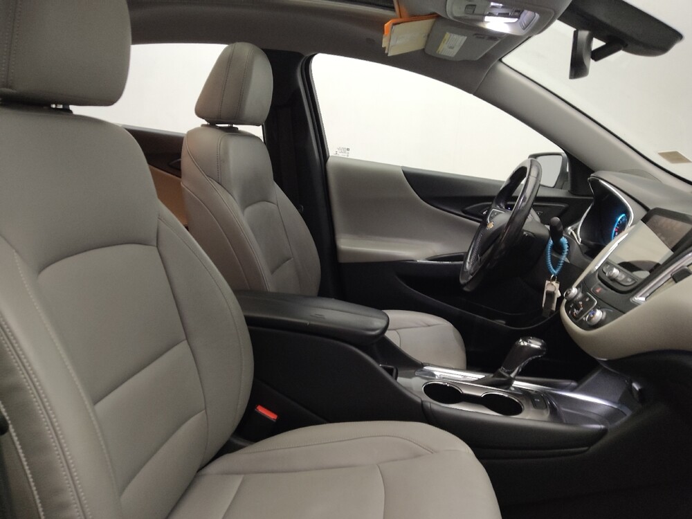 2017 Chevrolet Malibu in Macon, GA 31210 - 18097483 21