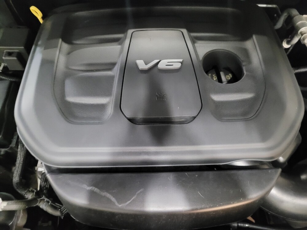 2017 Jeep Grand Cherokee in Plymouth Meeting, PA 19462 - 18097491 30