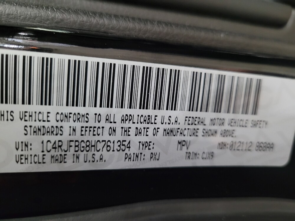 2017 Jeep Grand Cherokee in Plymouth Meeting, PA 19462 - 18097491 33
