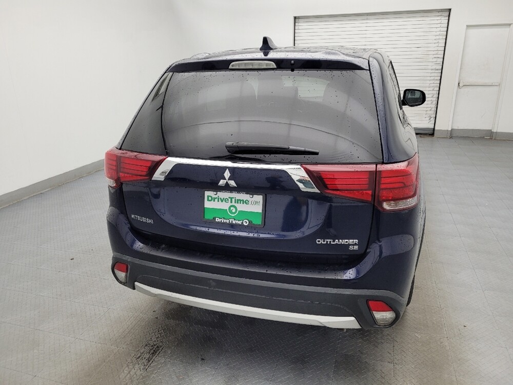 2017 Mitsubishi Outlander in Raleigh, NC 27604 - 18097493 7