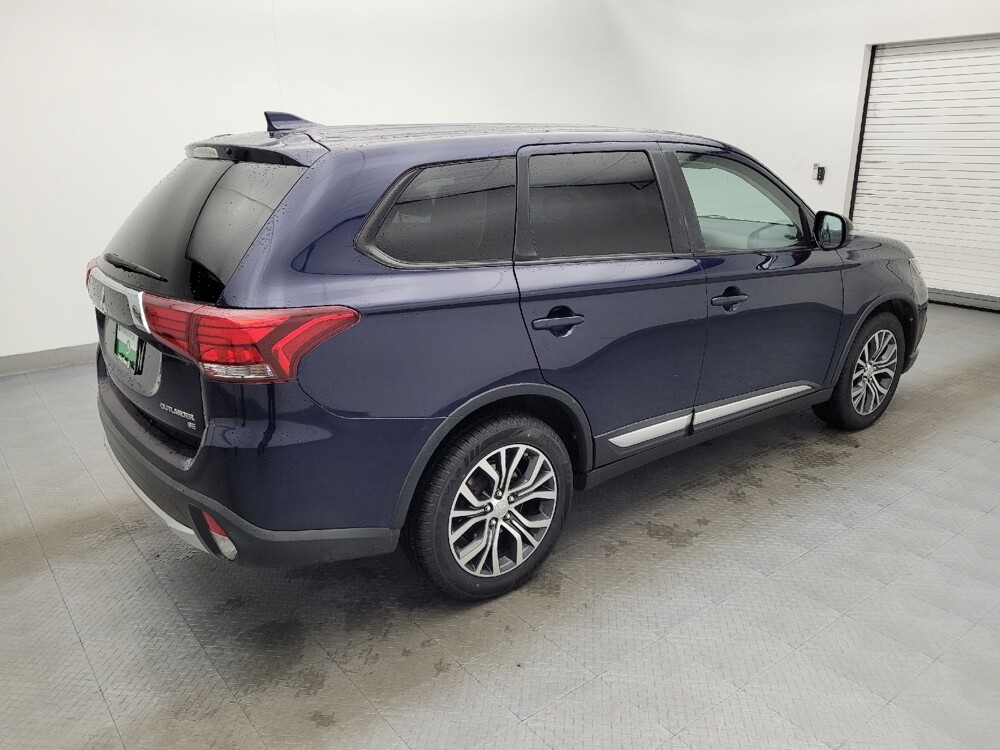 2017 Mitsubishi Outlander in Raleigh, NC 27604 - 18097493 10