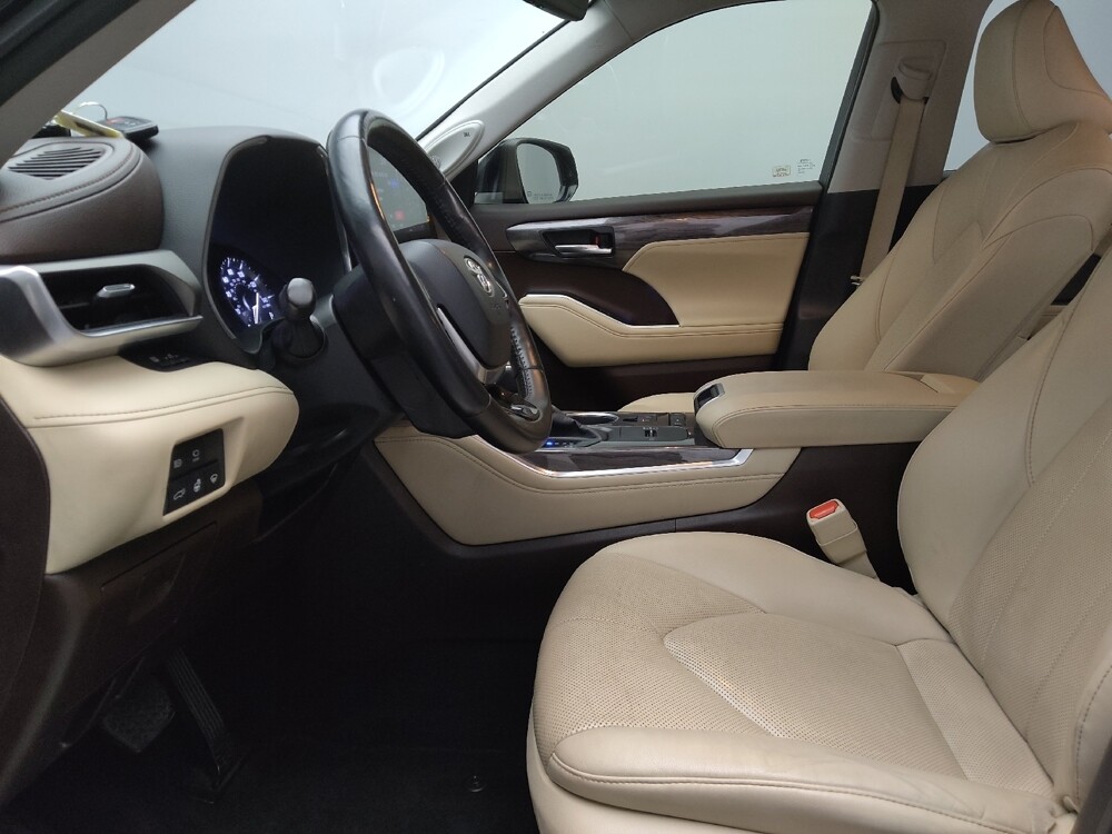 2020 Toyota Highlander in Fort Worth, TX 76116 - 18097494 17