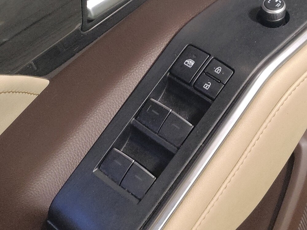 2020 Toyota Highlander in Fort Worth, TX 76116 - 18097494 27