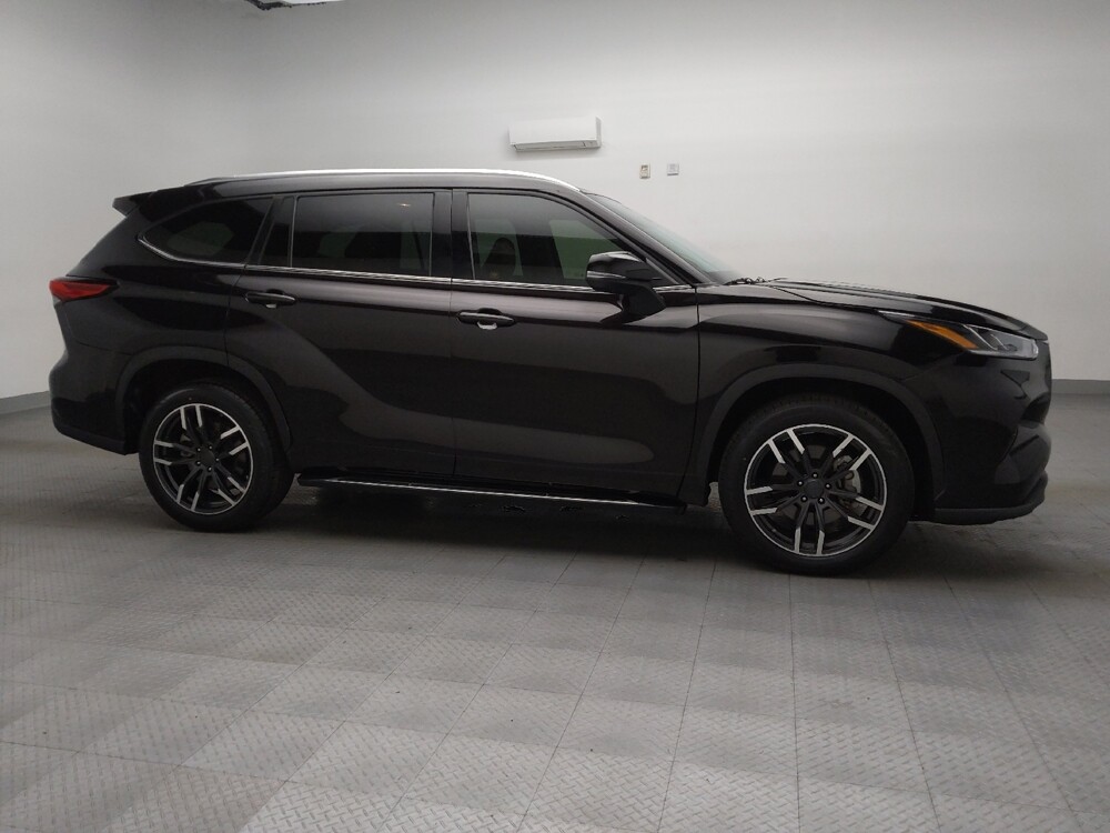 2020 Toyota Highlander in Fort Worth, TX 76116 - 18097494 11