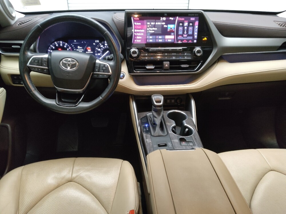 2020 Toyota Highlander in Fort Worth, TX 76116 - 18097494 22