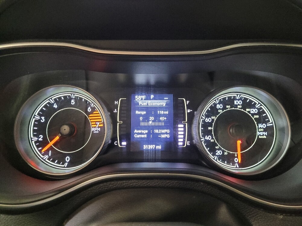 2019 Jeep Cherokee in Riverside, CA 92504 - 18097496 23