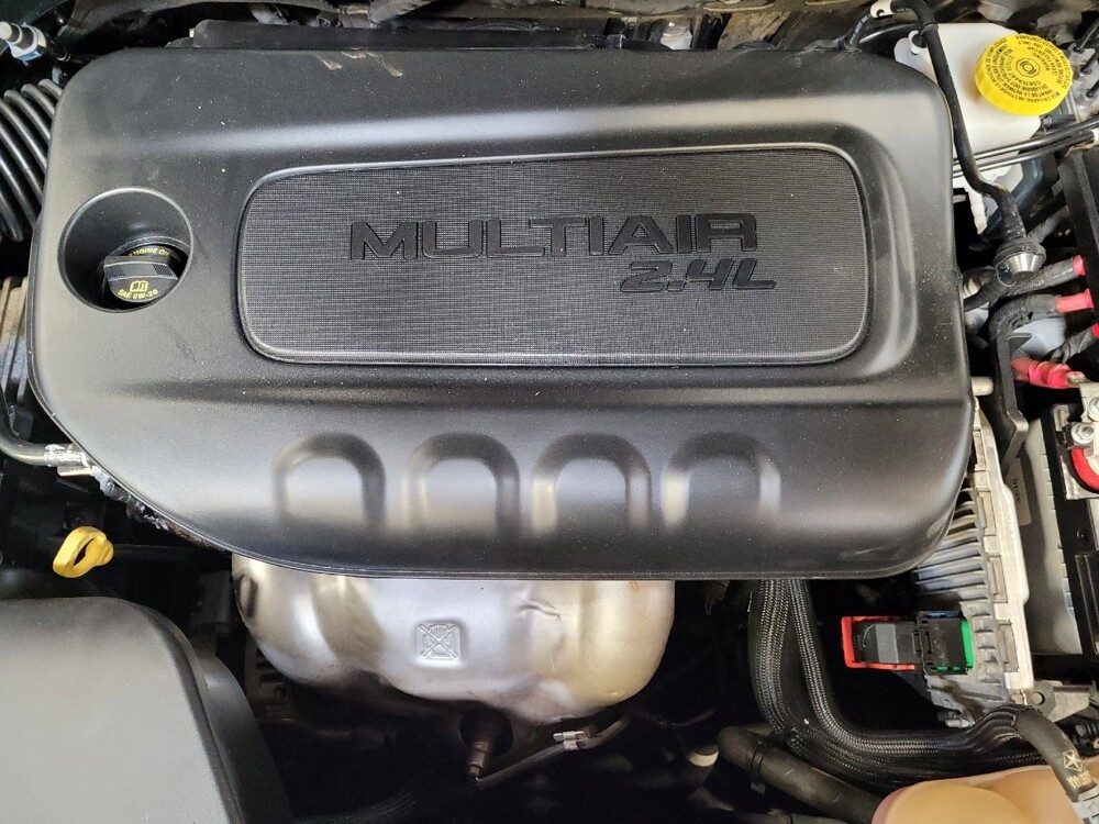 2019 Jeep Cherokee in Riverside, CA 92504 - 18097496 30