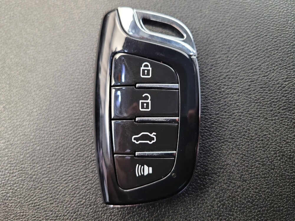 2022 Chevrolet Equinox in Bakersfield, CA 93309 - 18097497 32