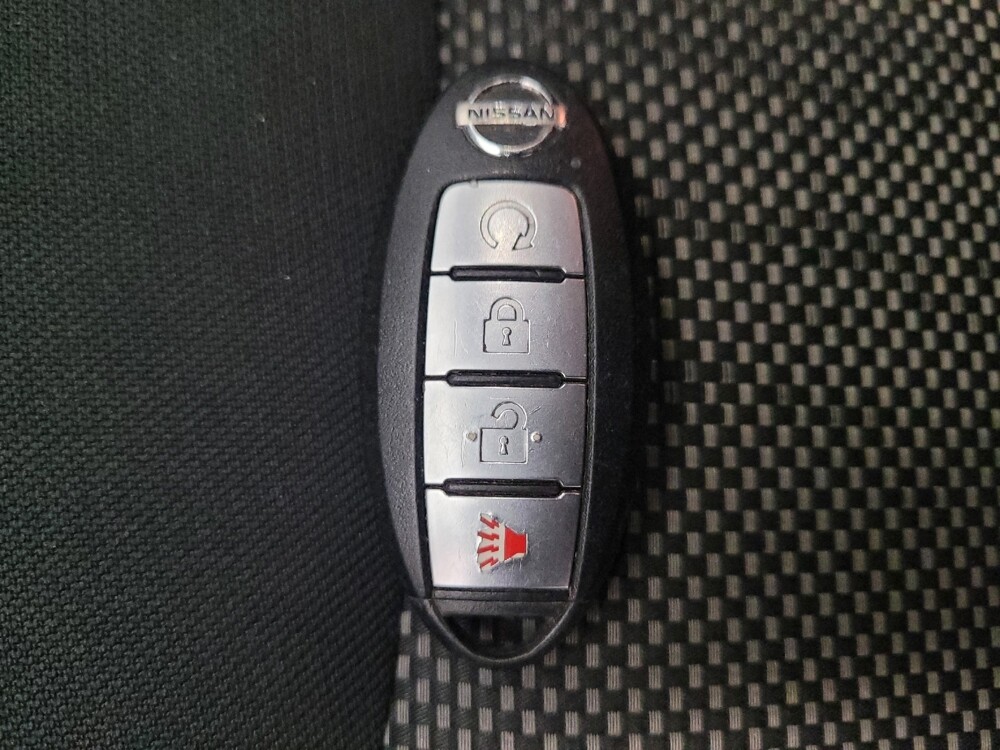 2019 Nissan Pathfinder in Downey, CA 90241 - 18097499 32