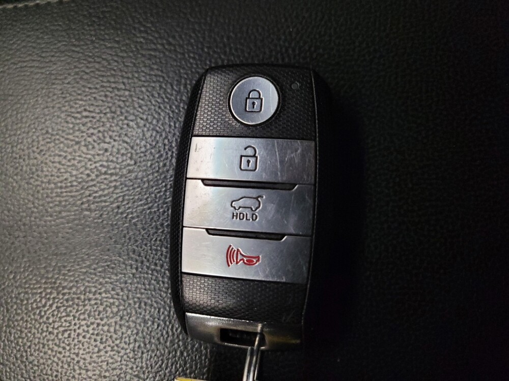 2020 Kia Sorento in Torrance, CA 90504 - 18097500 32