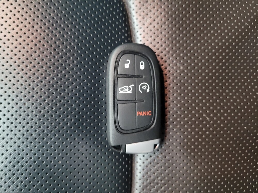 2016 Jeep Cherokee in Taylor, MI 48180 - 18097503 32