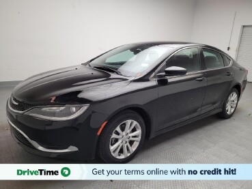 2015 Chrysler 200 in Bakersfield, CA 93309