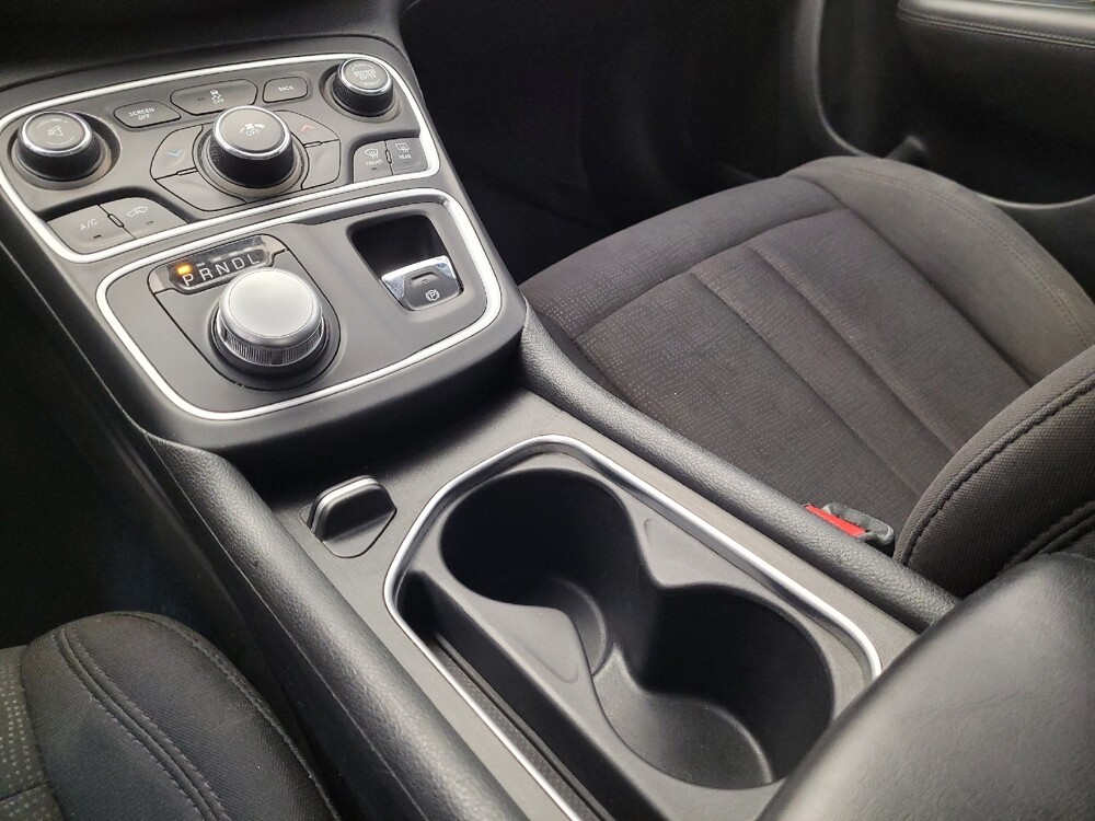 2015 Chrysler 200 in Bakersfield, CA 93309 - 18097505 26