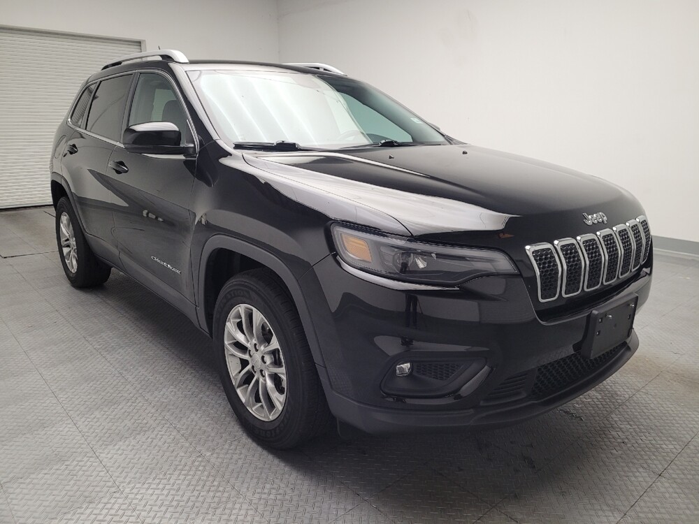 2020 Jeep Cherokee in Riverside, CA 92504 - 18097507 13