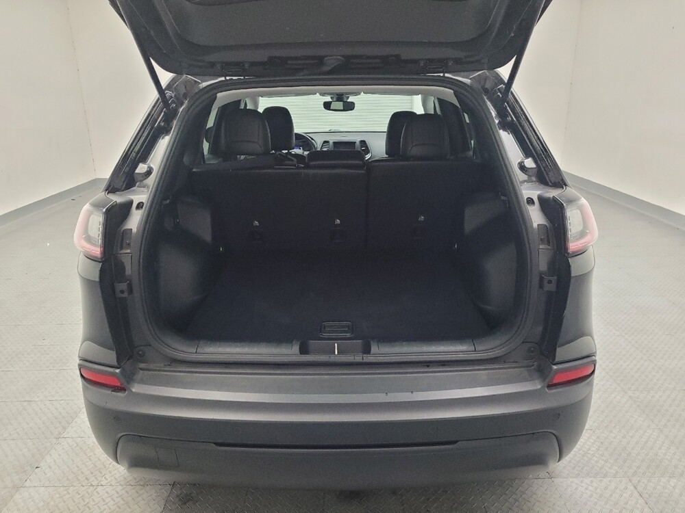 2020 Jeep Cherokee in Riverside, CA 92504 - 18097507 29