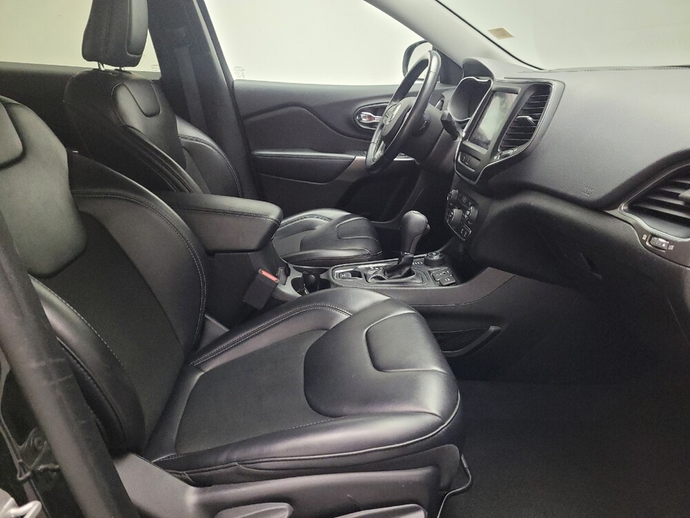 2020 Jeep Cherokee in Riverside, CA 92504 - 18097507 21