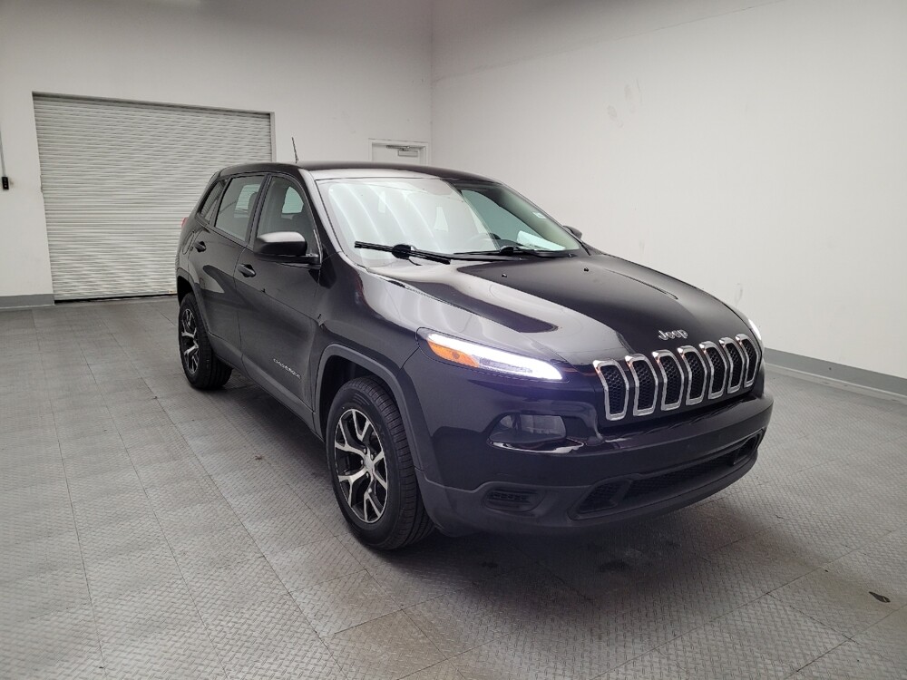 2016 Jeep Cherokee in Bakersfield, CA 93309 - 18097510 13