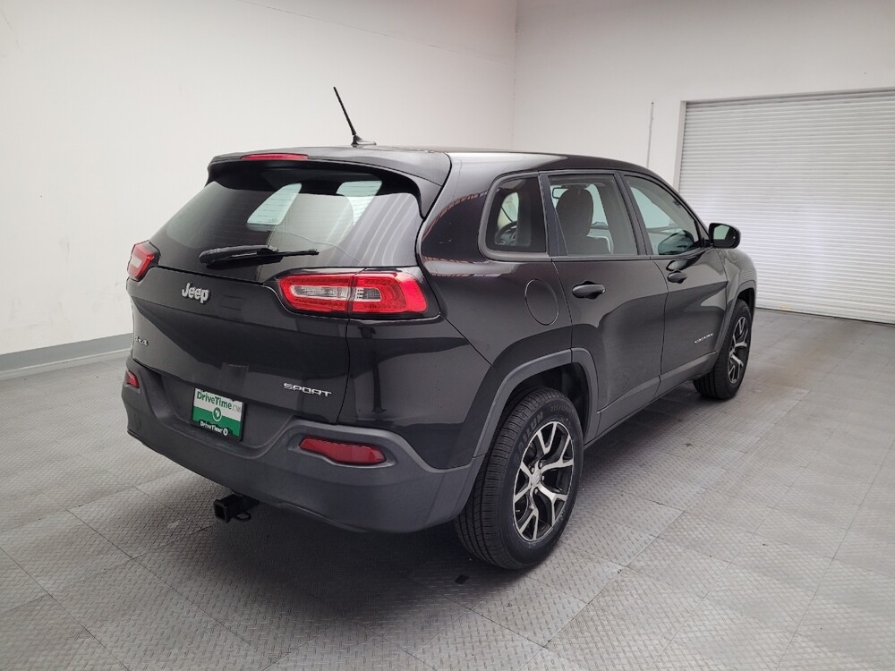 2016 Jeep Cherokee in Bakersfield, CA 93309 - 18097510 9
