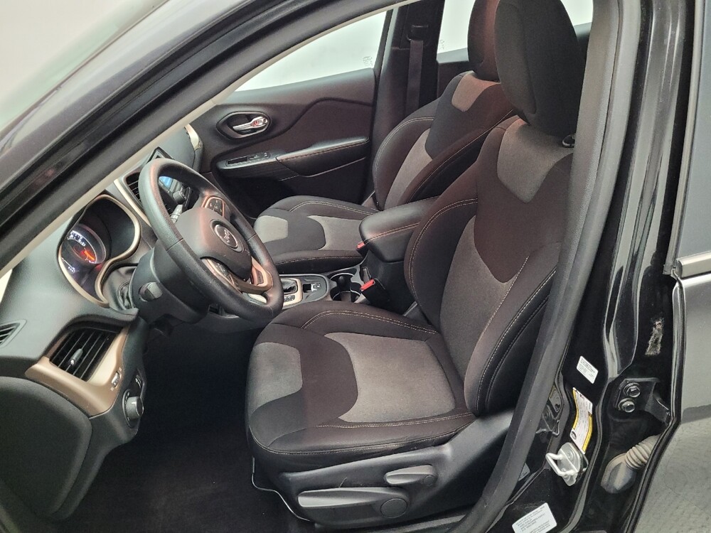 2016 Jeep Cherokee in Bakersfield, CA 93309 - 18097510 17