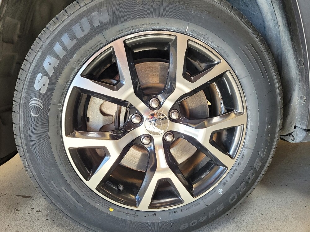 2016 Jeep Cherokee in Bakersfield, CA 93309 - 18097510 31