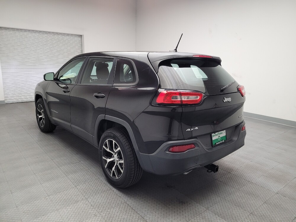2016 Jeep Cherokee in Bakersfield, CA 93309 - 18097510 5
