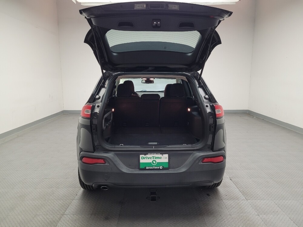 2016 Jeep Cherokee in Bakersfield, CA 93309 - 18097510 29