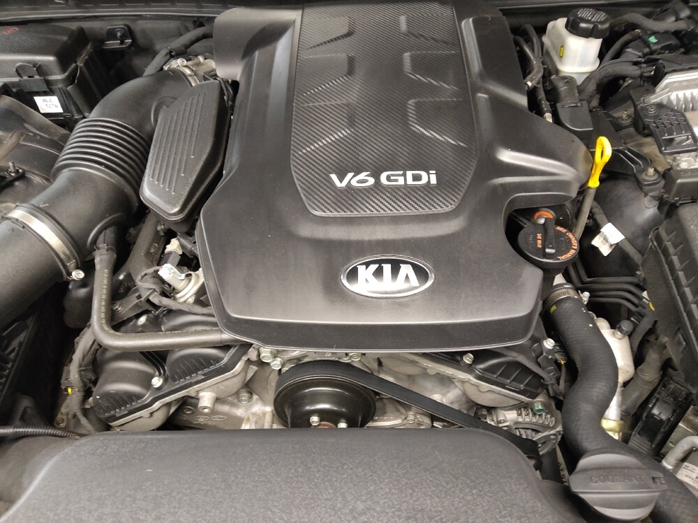 2017 Kia K900 in Arlington, TX 76011 - 18097513 30