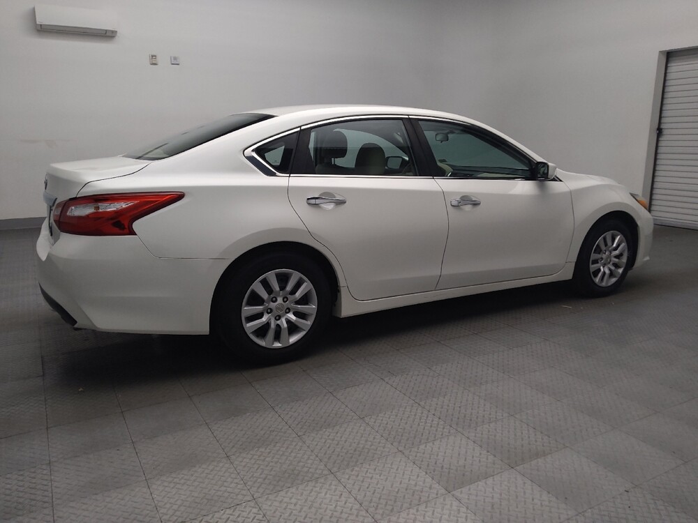 2017 Nissan Altima in Arlington, TX 76011 - 18097515 10