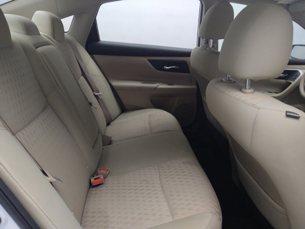 2017 Nissan Altima in Arlington, TX 76011 - 18097515 19