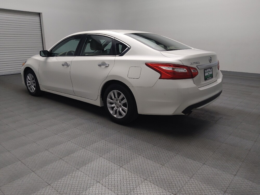 2017 Nissan Altima in Arlington, TX 76011 - 18097515 5