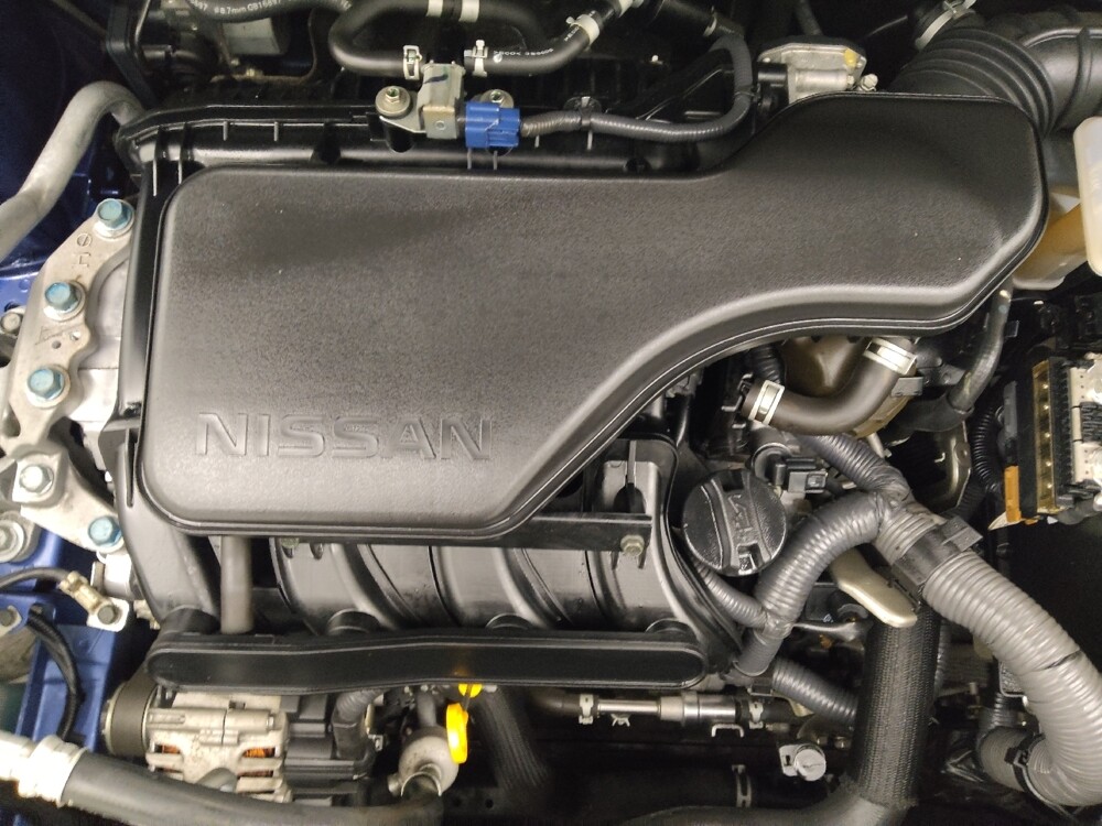 2018 Nissan Rogue Sport in Denver, CO 80012 - 18097516 30