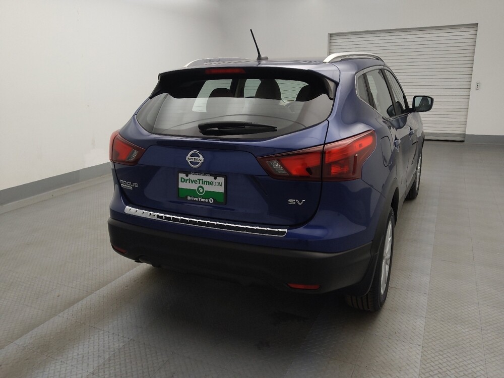 2018 Nissan Rogue Sport in Denver, CO 80012 - 18097516 7